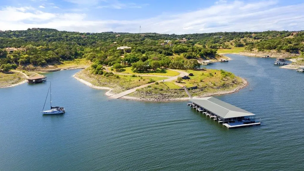 104 S Angel Light Drive Spicewood TX 78669