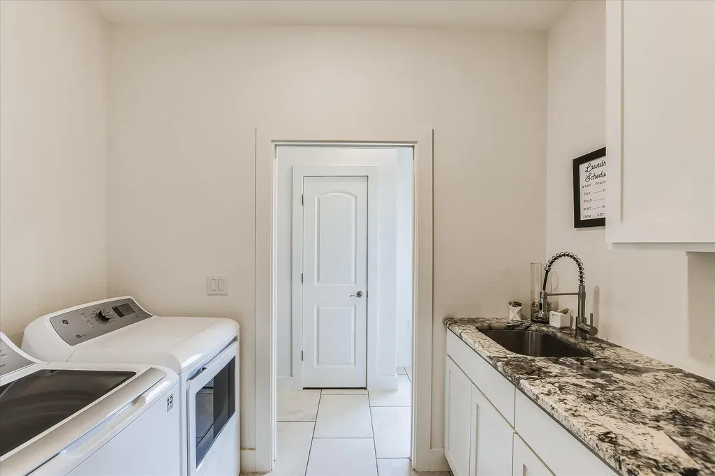 19920 Old Burnet Road Jonestown TX 78645