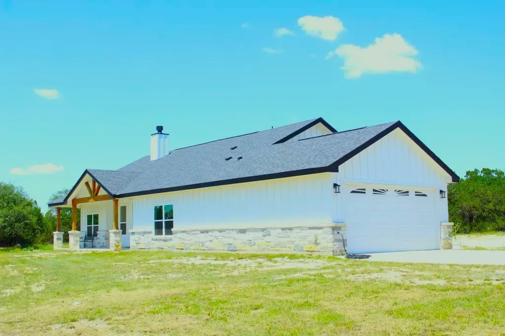 19920 Old Burnet Road Jonestown TX 78645