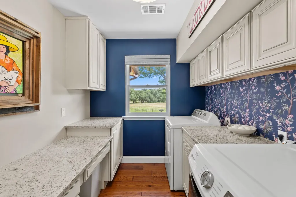 14909 Fitzhugh Road Austin TX 78736