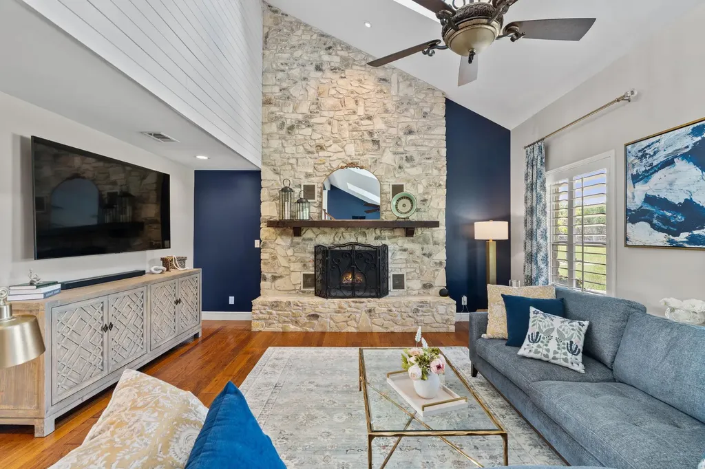14909 Fitzhugh Road Austin TX 78736
