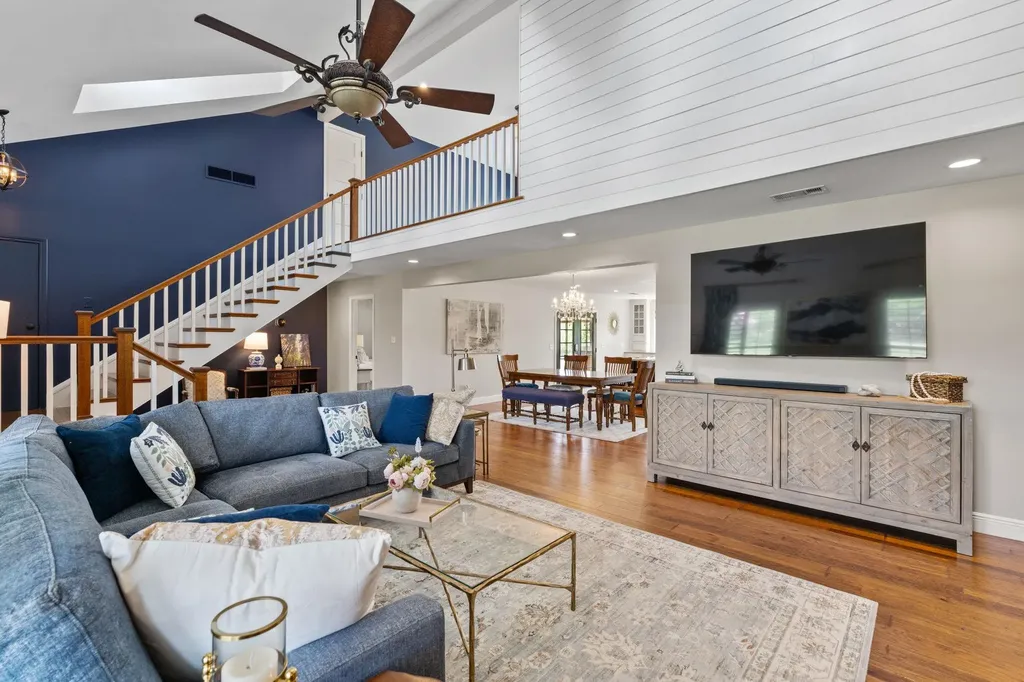 14909 Fitzhugh Road Austin TX 78736