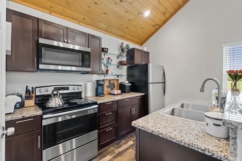 14909 Fitzhugh Road Austin TX 78736