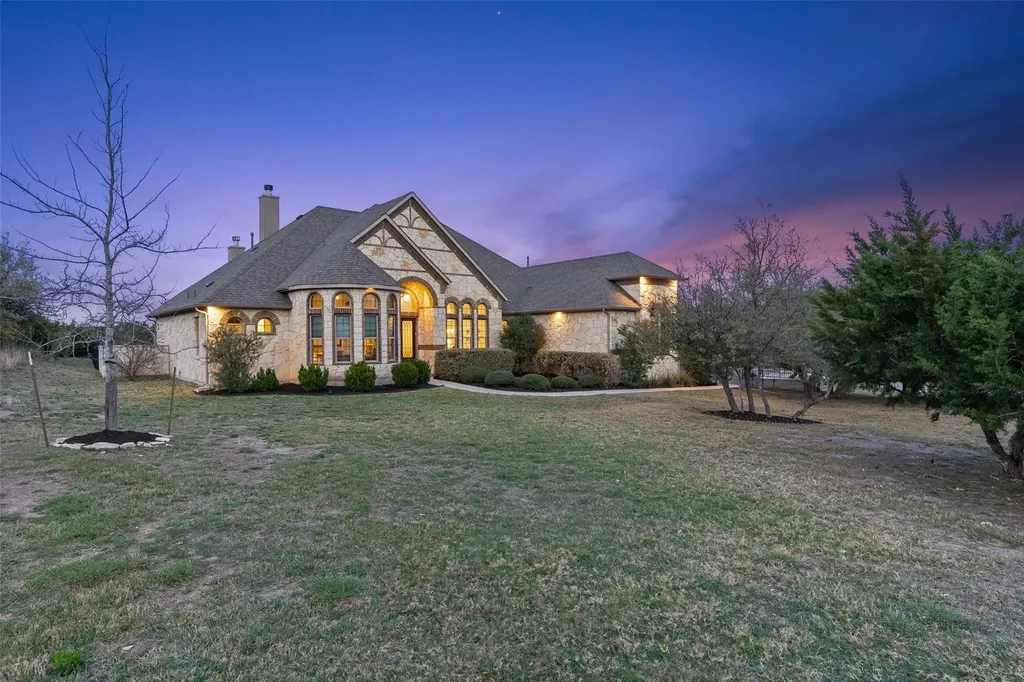 17632 Stratus Cove Dripping Springs TX 78620