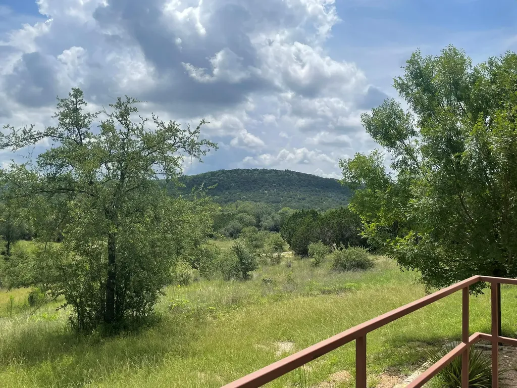 1395 Mountain Creek Road Marble Falls TX 78654