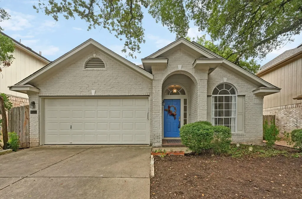 9401 Notches Drive Austin TX 78748