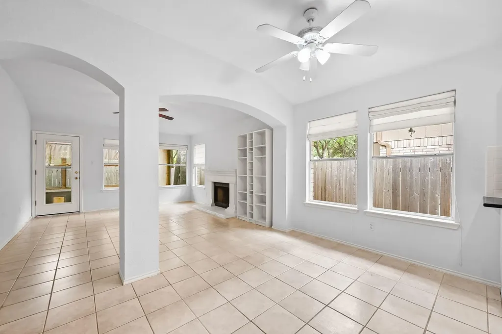 9401 Notches Drive Austin TX 78748