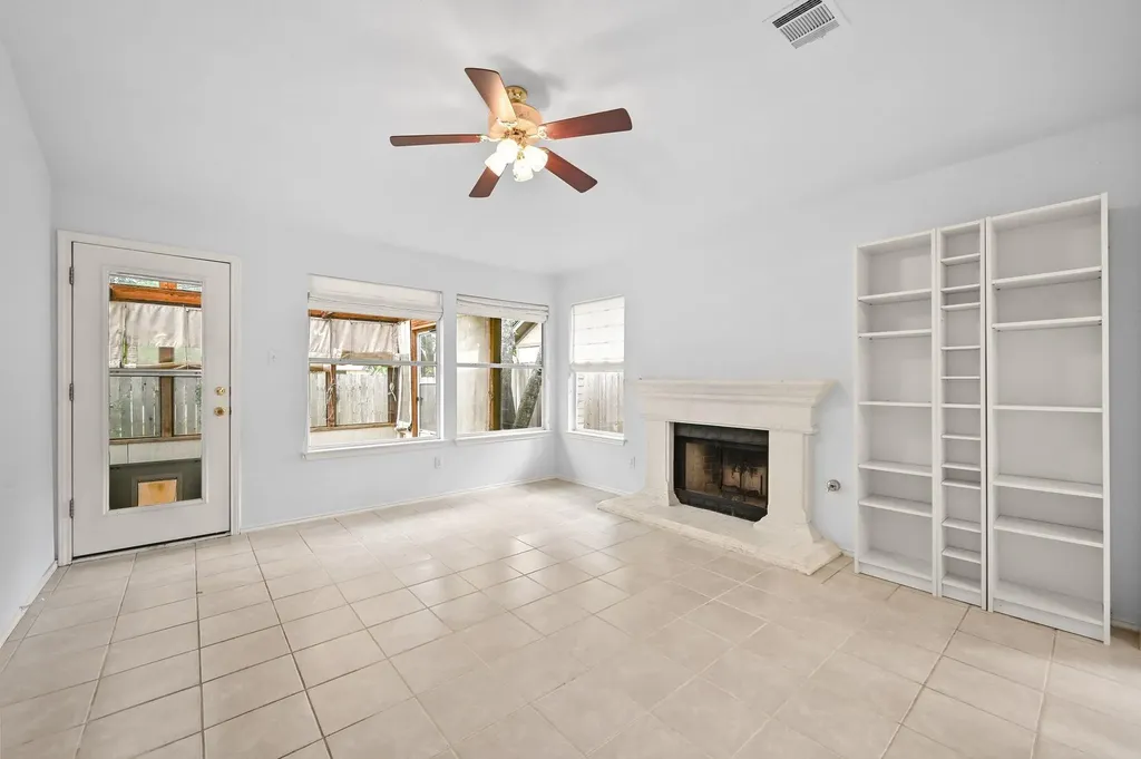 9401 Notches Drive Austin TX 78748