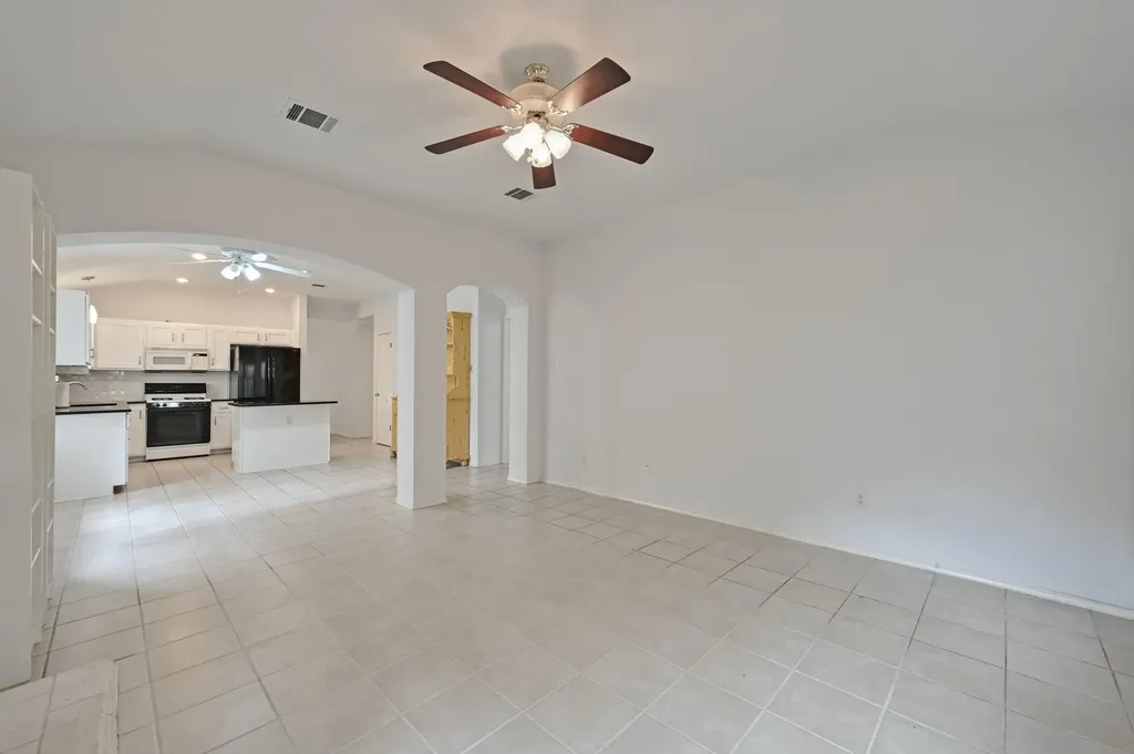 9401 Notches Drive Austin TX 78748