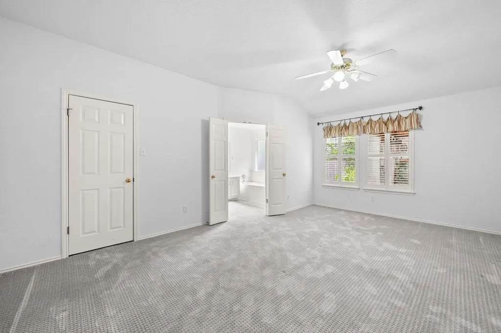 9401 Notches Drive Austin TX 78748