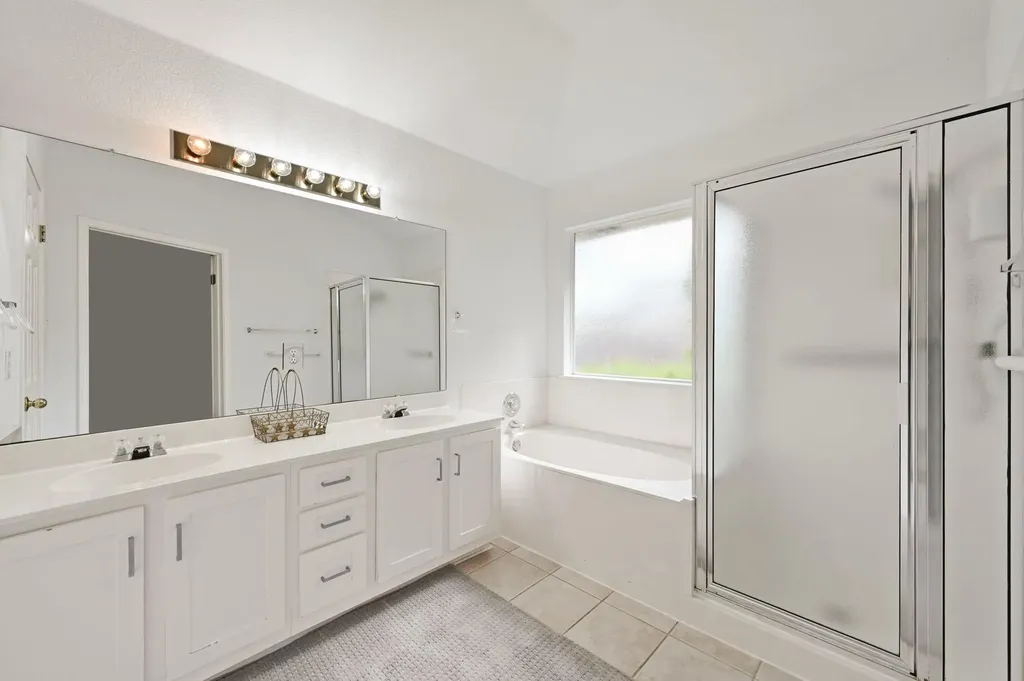 9401 Notches Drive Austin TX 78748