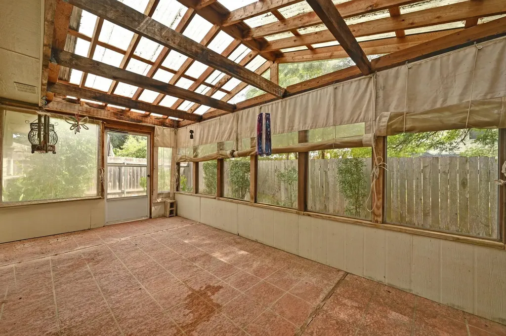 9401 Notches Drive Austin TX 78748