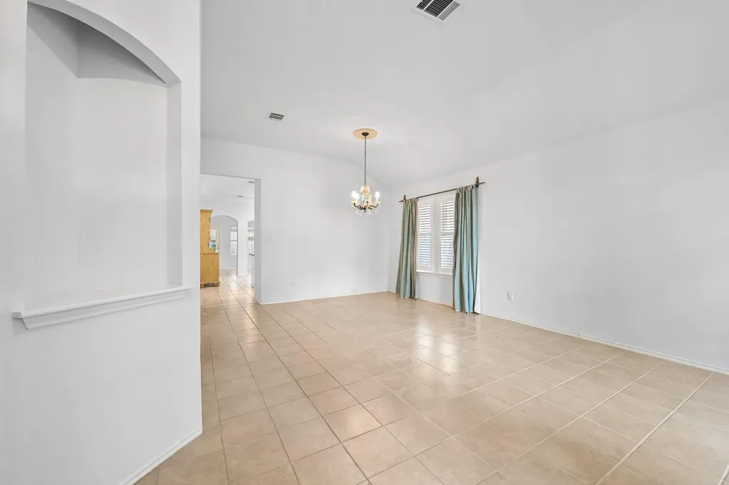 9401 Notches Drive Austin TX 78748
