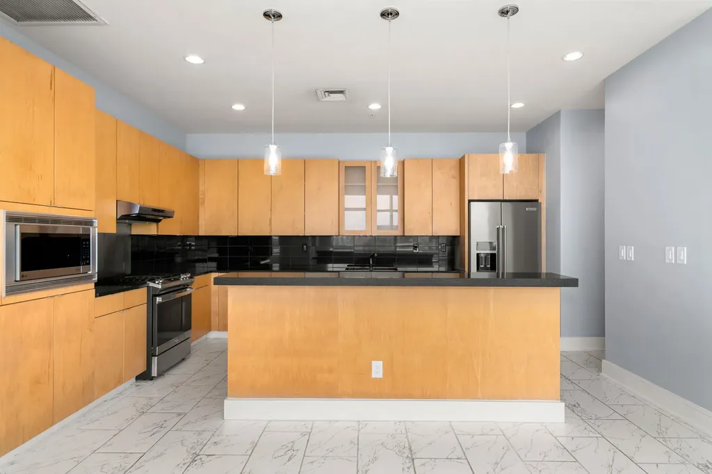 555 E 5th Street Austin TX 78701