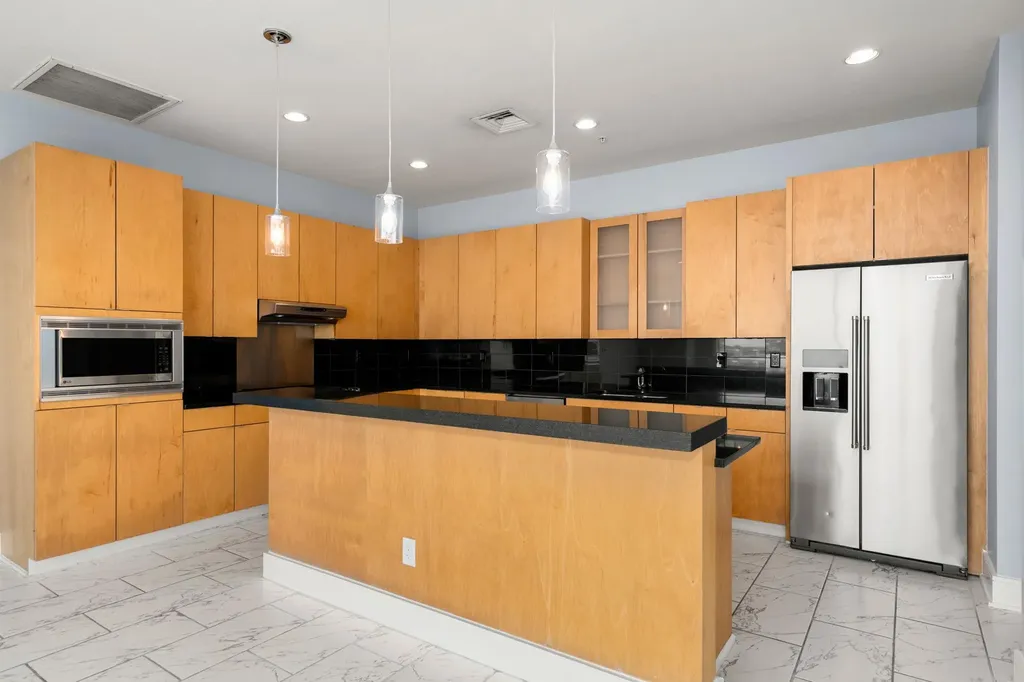 555 E 5th Street Austin TX 78701