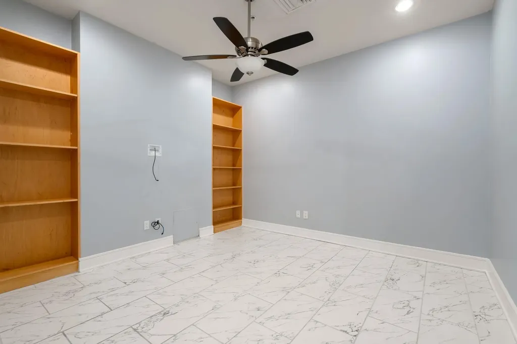 555 E 5th Street Austin TX 78701