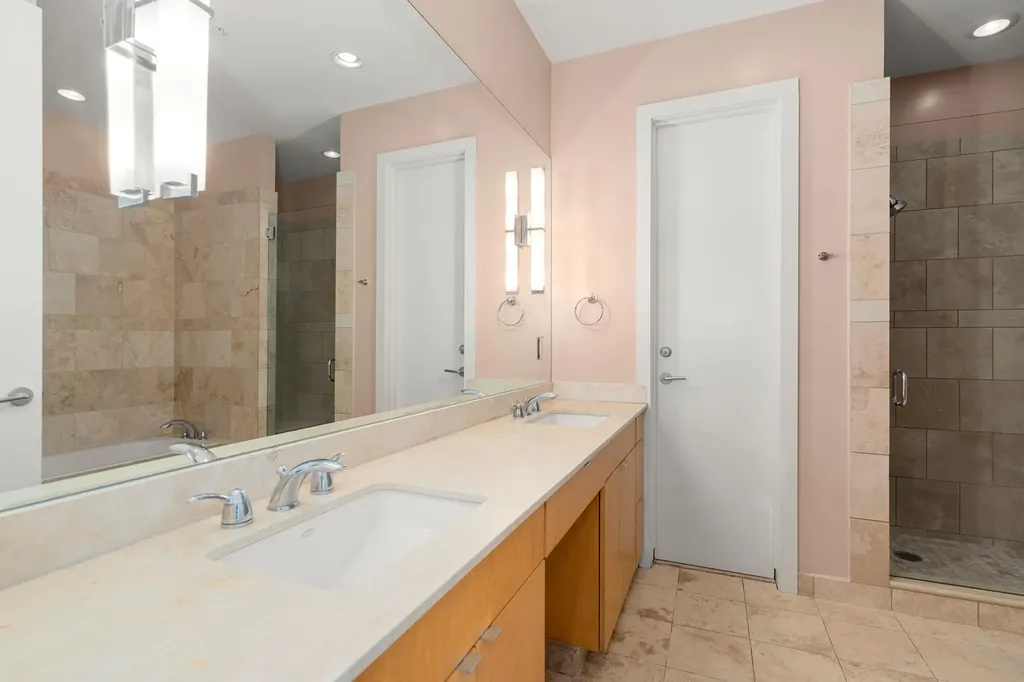 555 E 5th Street Austin TX 78701