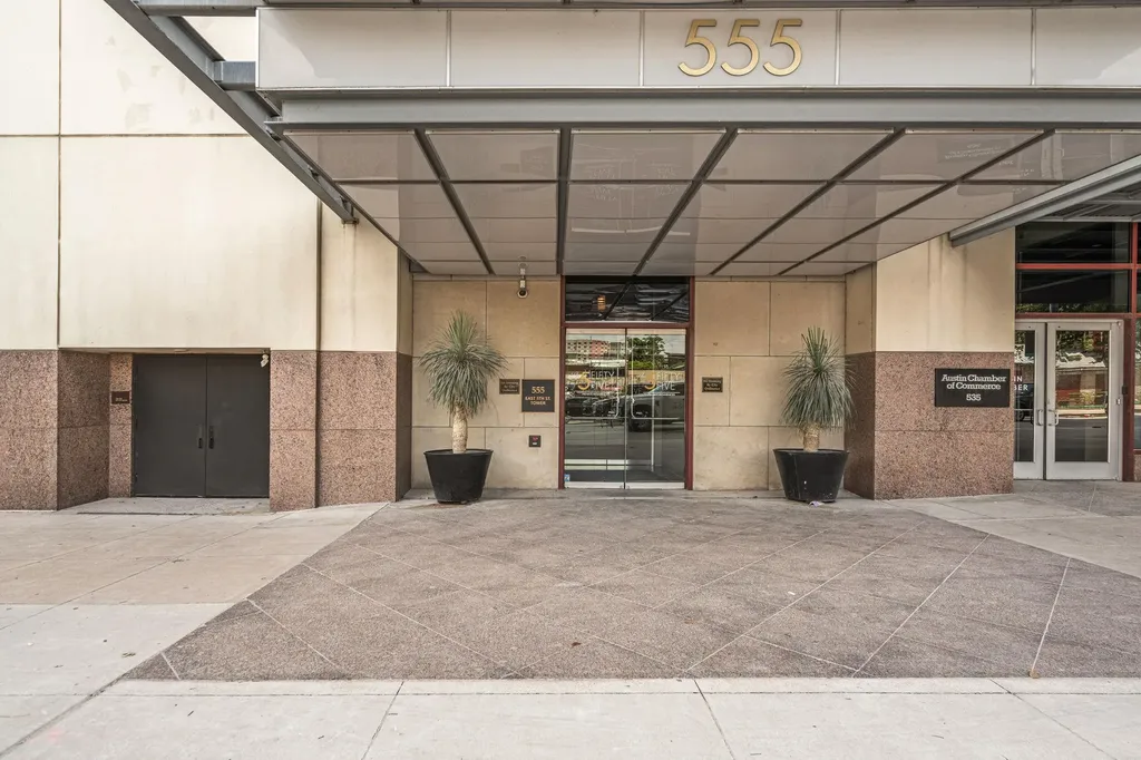555 E 5th Street Austin TX 78701
