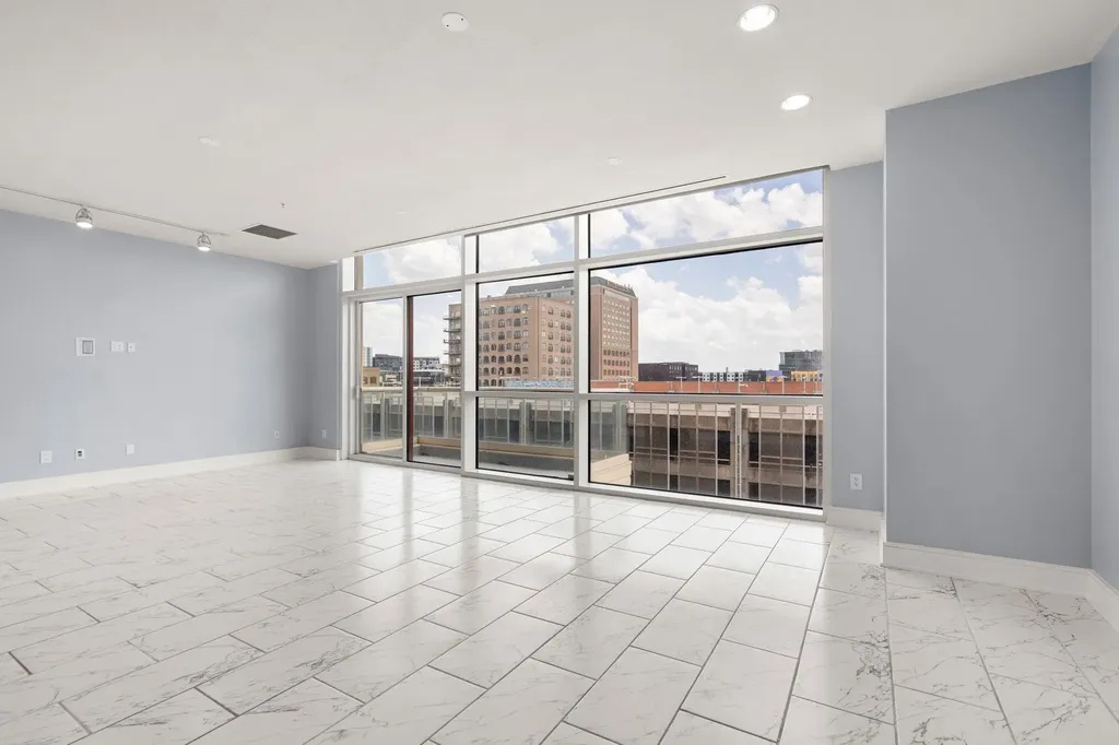 555 E 5th Street Austin TX 78701