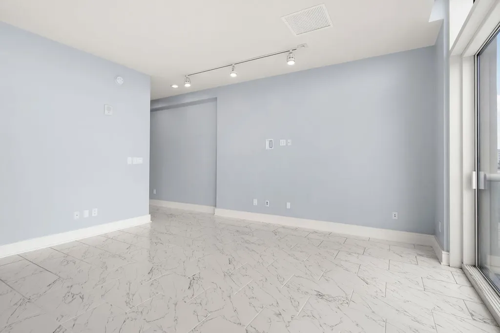 555 E 5th Street Austin TX 78701