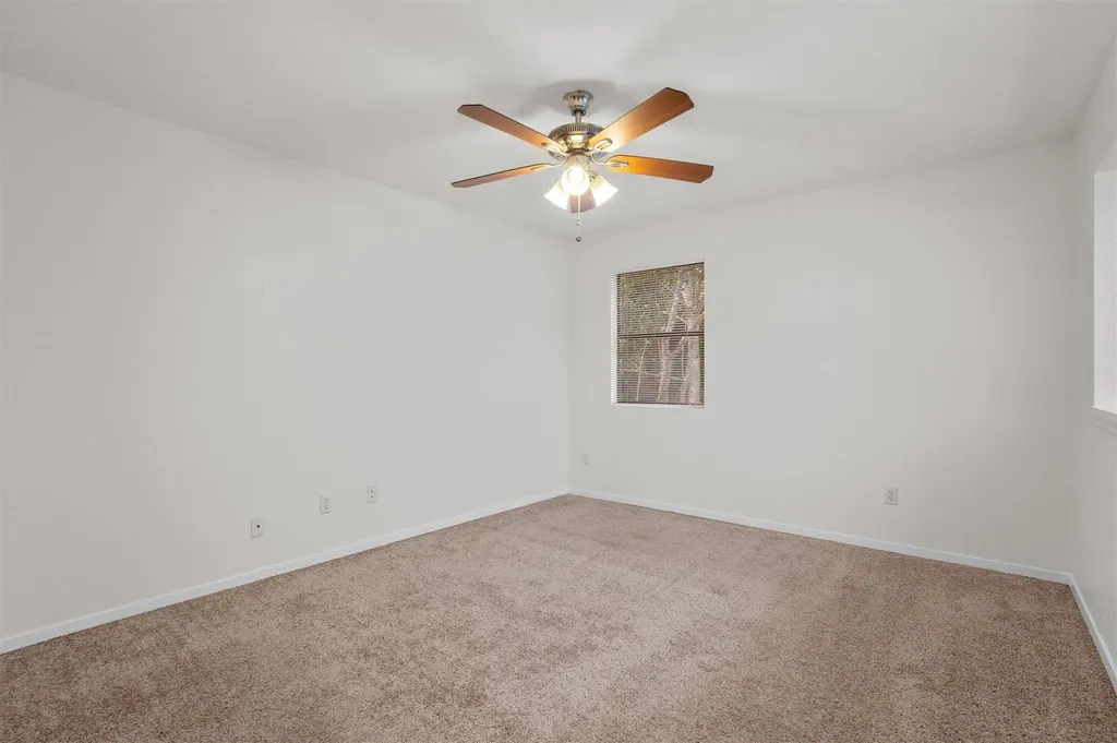 1808 Cinnamon Path Austin TX 78704