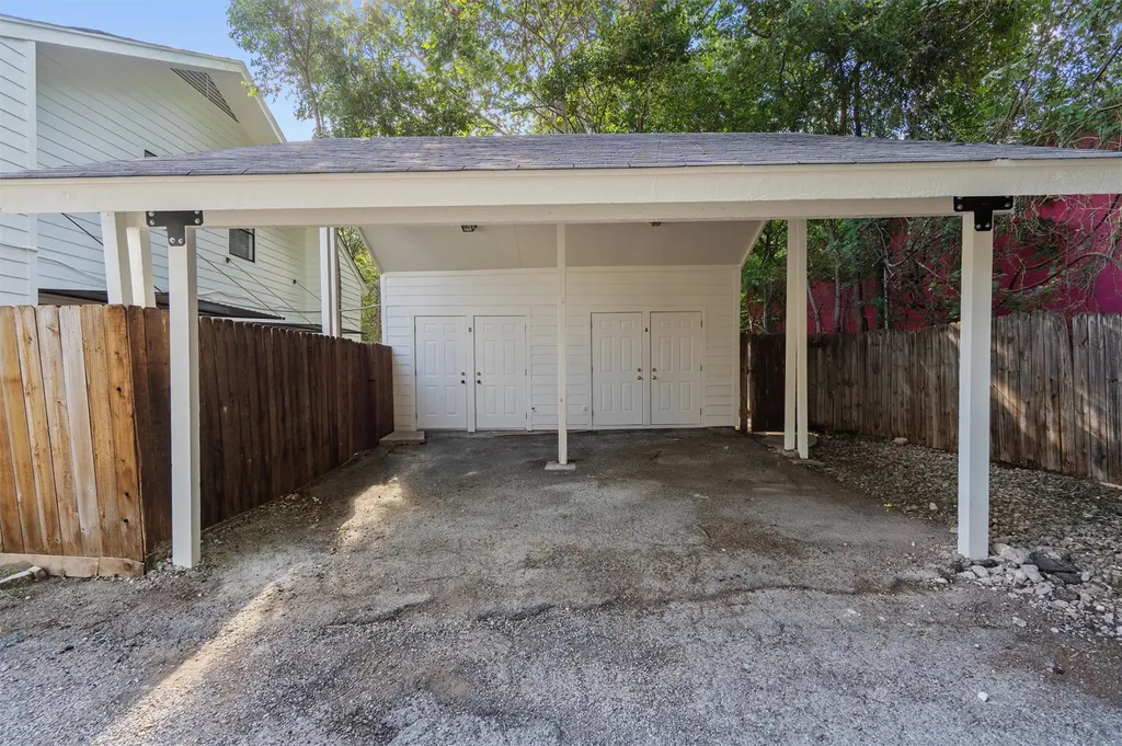 1808 Cinnamon Path Austin TX 78704