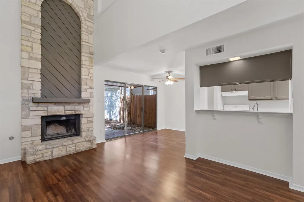 1808 Cinnamon Path Austin TX 78704