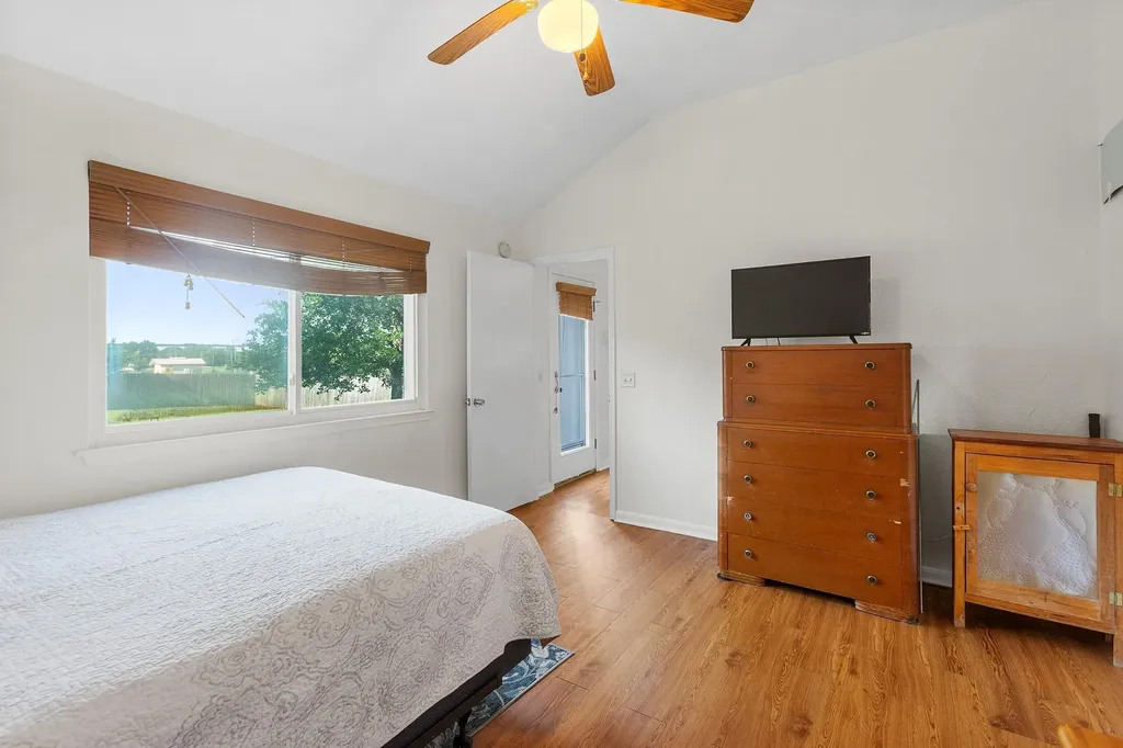 752 Faircrest Drive Buda TX 78610