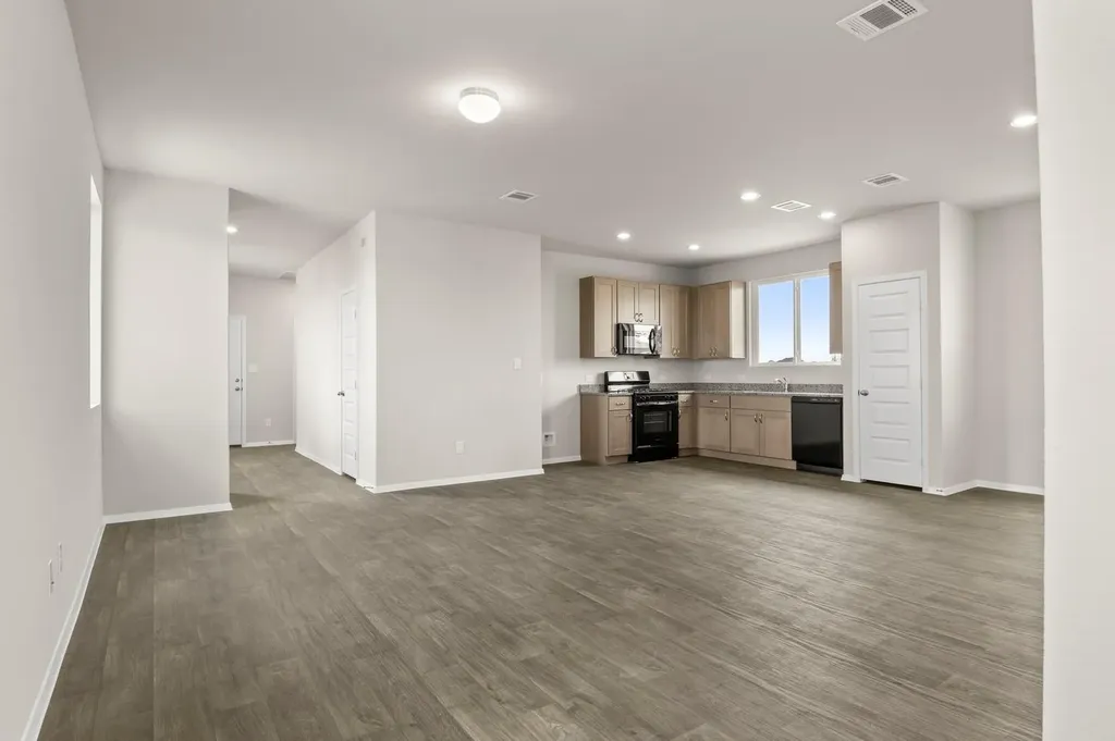 141 Summer Drive Elgin TX 78621