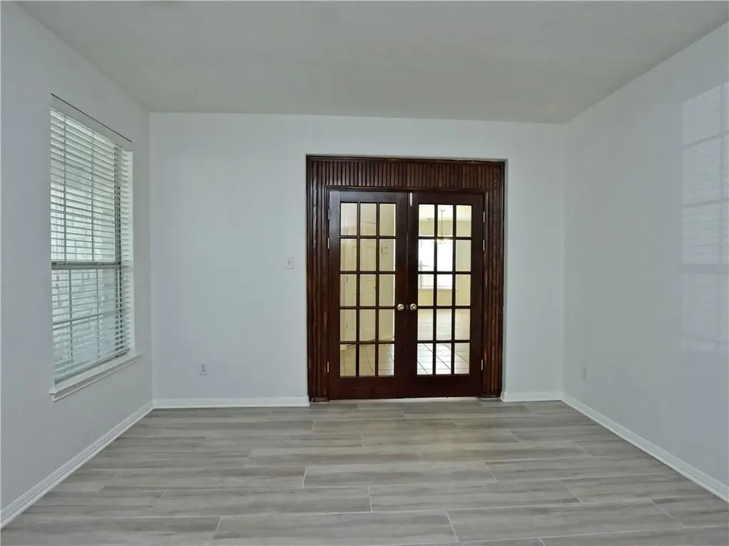 1817 Chasewood Drive Austin TX 78727