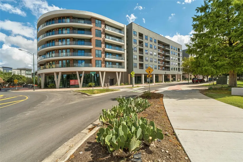 1701 Simond Avenue Austin TX 78723