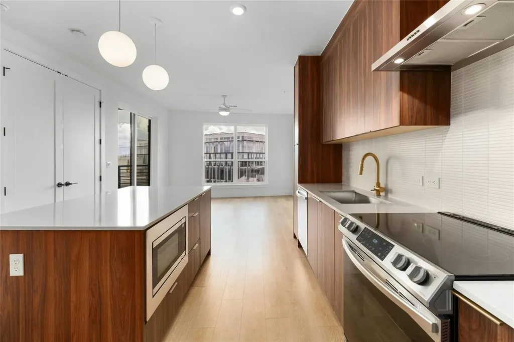 1701 Simond Avenue Austin TX 78723