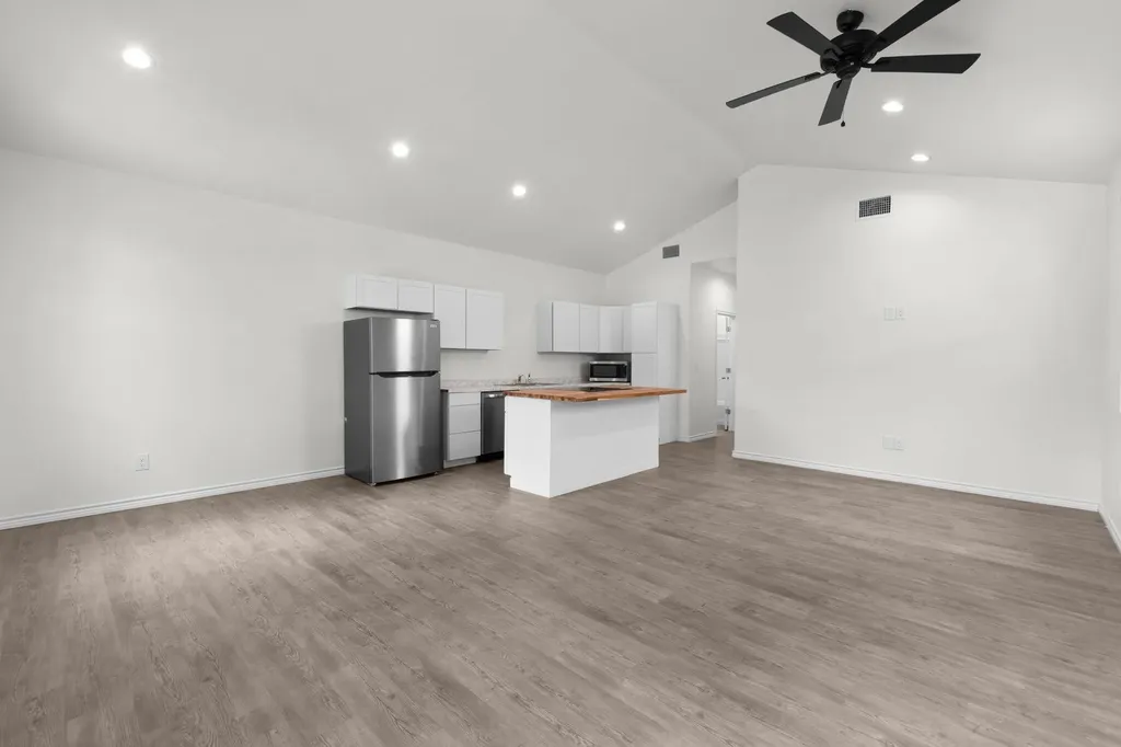 830 Waco Street Kingsland TX 78639