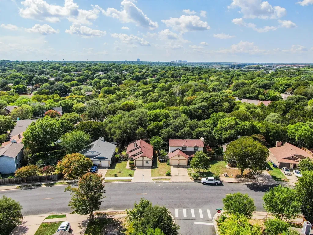 12004 Thompkins Drive Austin TX 78753