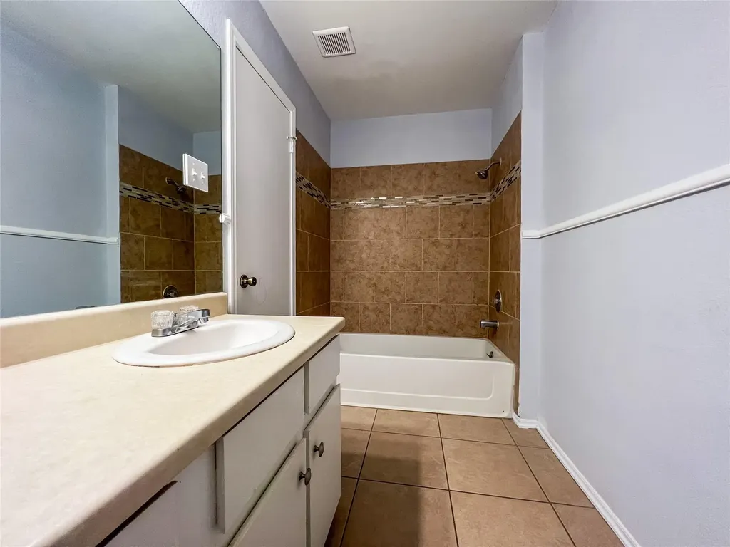 12004 Thompkins Drive Austin TX 78753