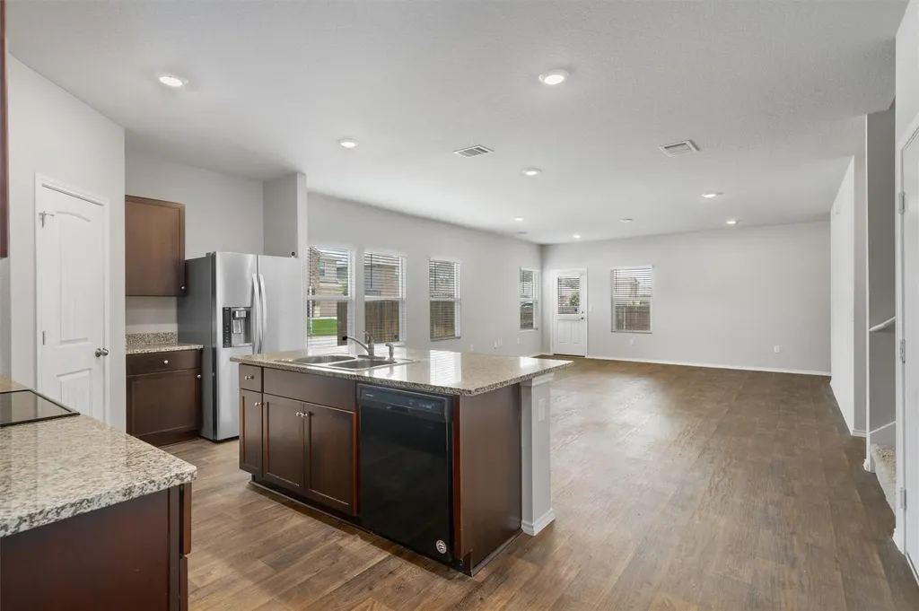 6121 Ronee Leah Drive Austin TX 78724