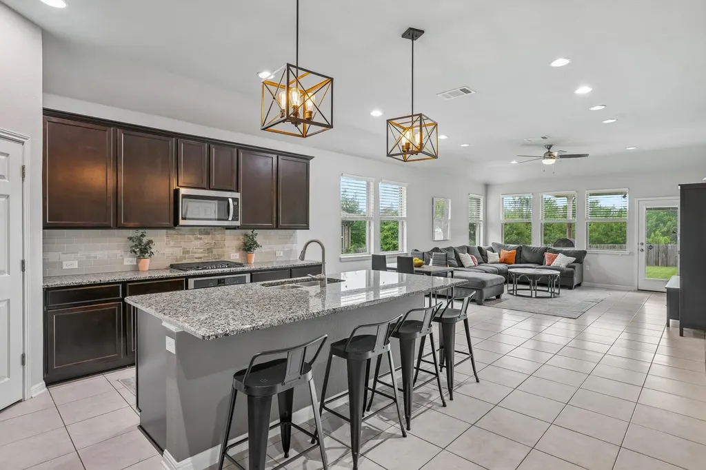 6801 Banff Cove Austin TX 78754