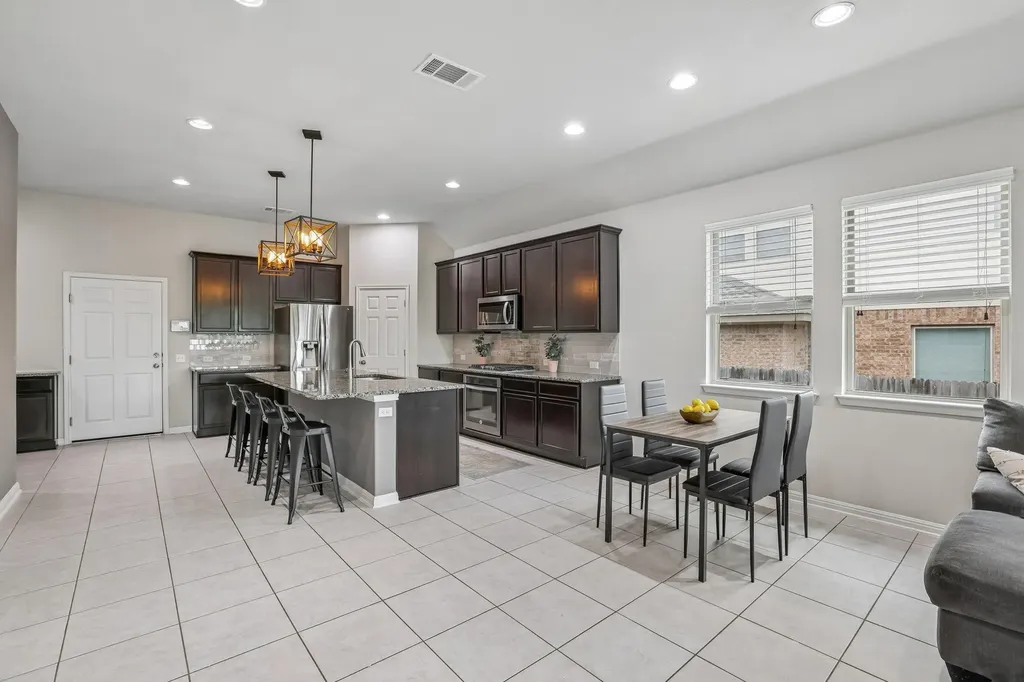 6801 Banff Cove Austin TX 78754