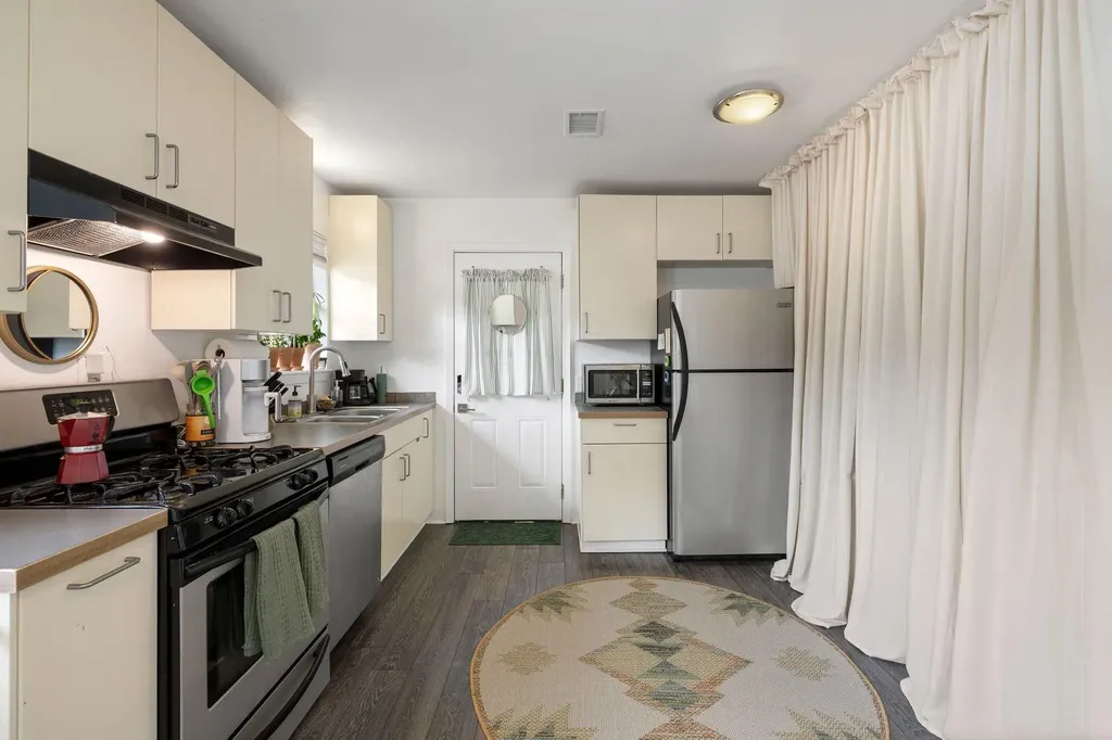 1717 Bluebonnet Lane Austin TX 78704