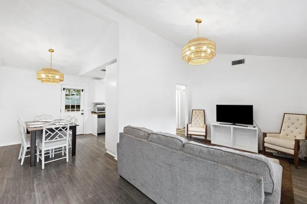 1717 Bluebonnet Lane Austin TX 78704