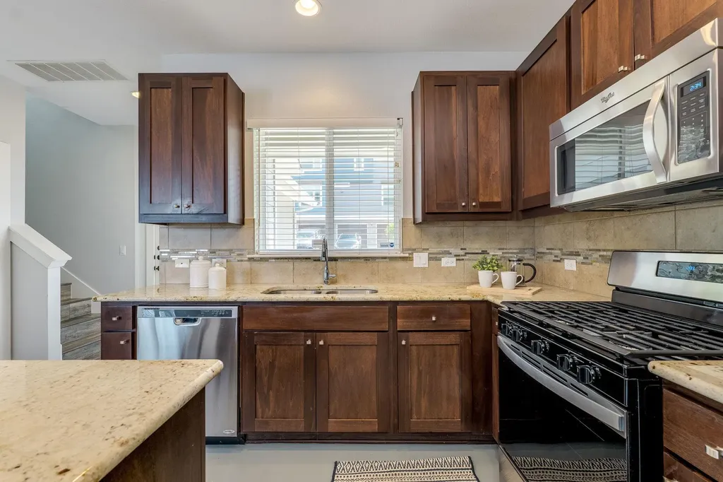 2009 Sager Drive Austin TX 78741