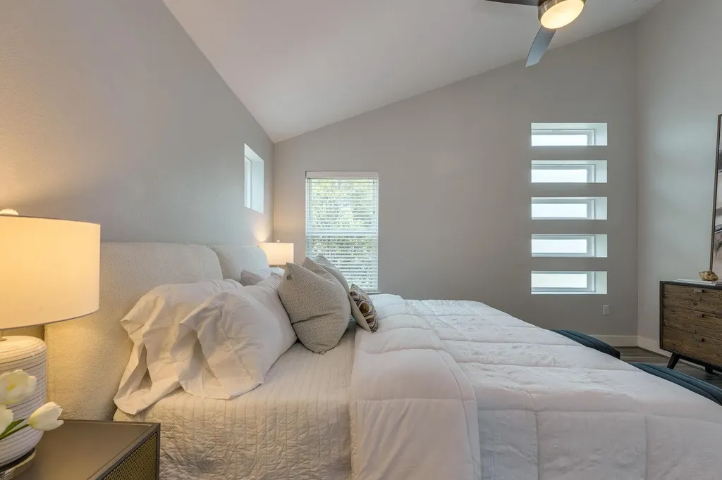 2009 Sager Drive Austin TX 78741