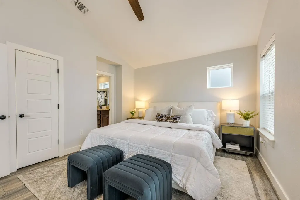 2009 Sager Drive Austin TX 78741