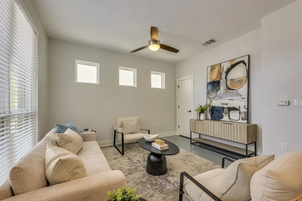 2009 Sager Drive Austin TX 78741