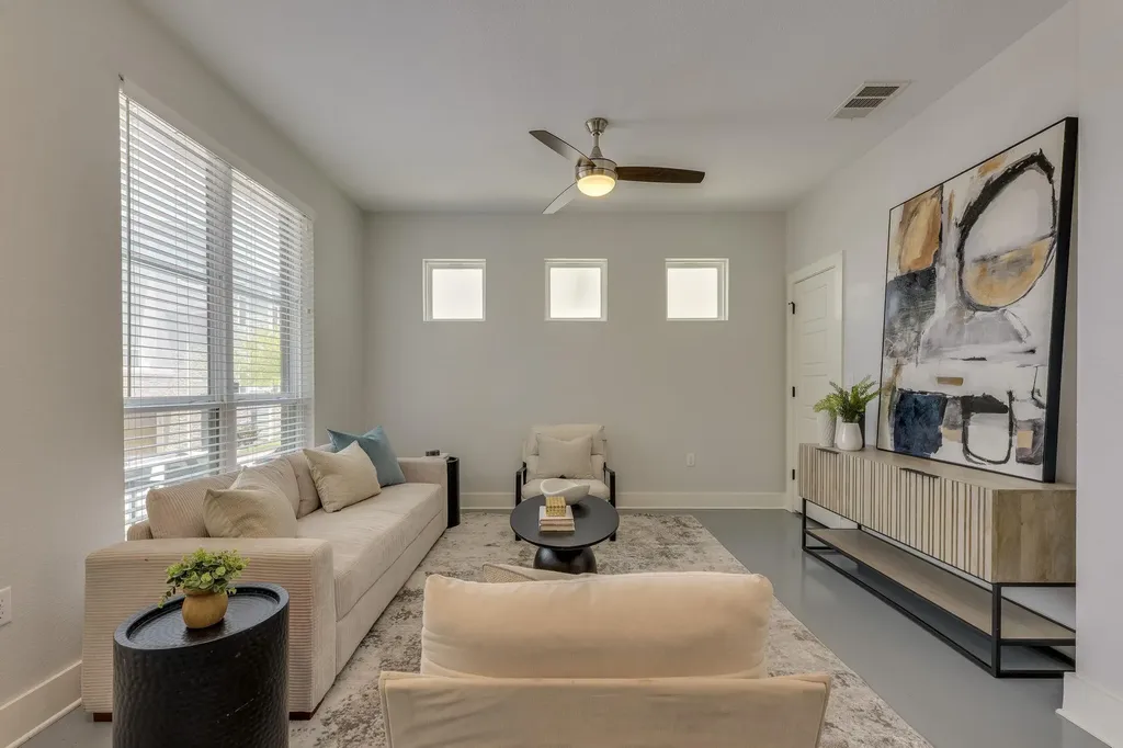 2009 Sager Drive Austin TX 78741
