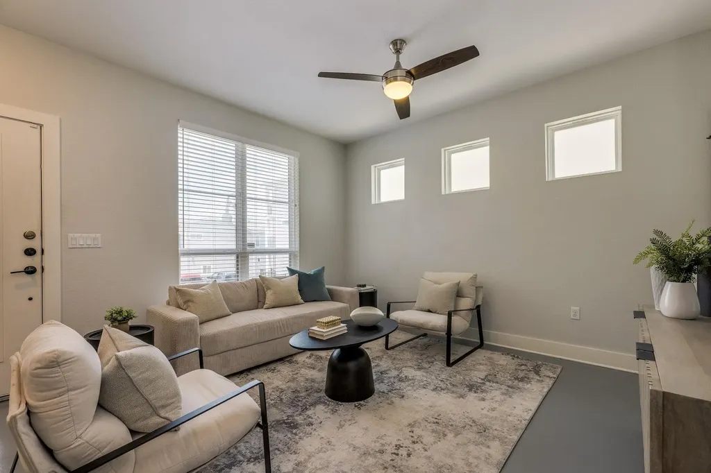 2009 Sager Drive Austin TX 78741