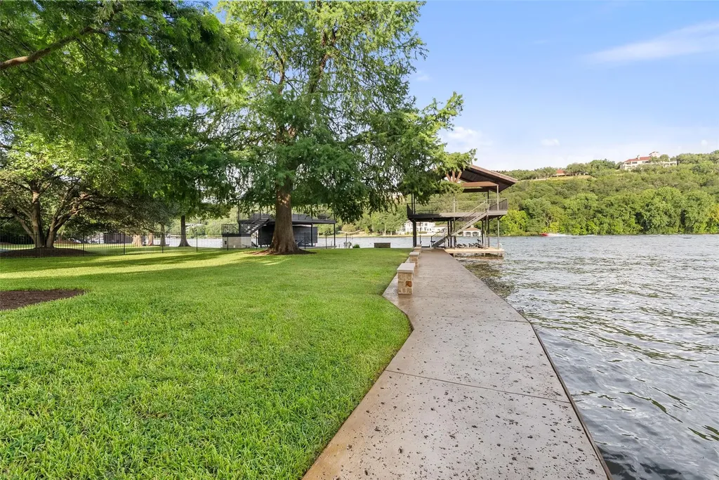 6901 Greenshores Drive Austin TX 78730