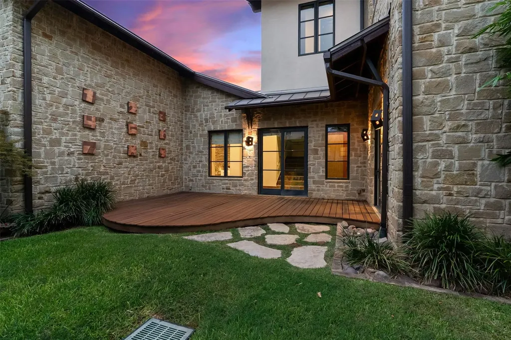 6901 Greenshores Drive Austin TX 78730