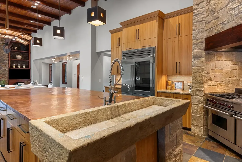 6901 Greenshores Drive Austin TX 78730
