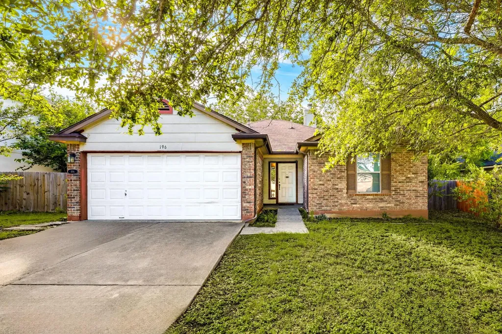 196 Langely Kyle TX 78640